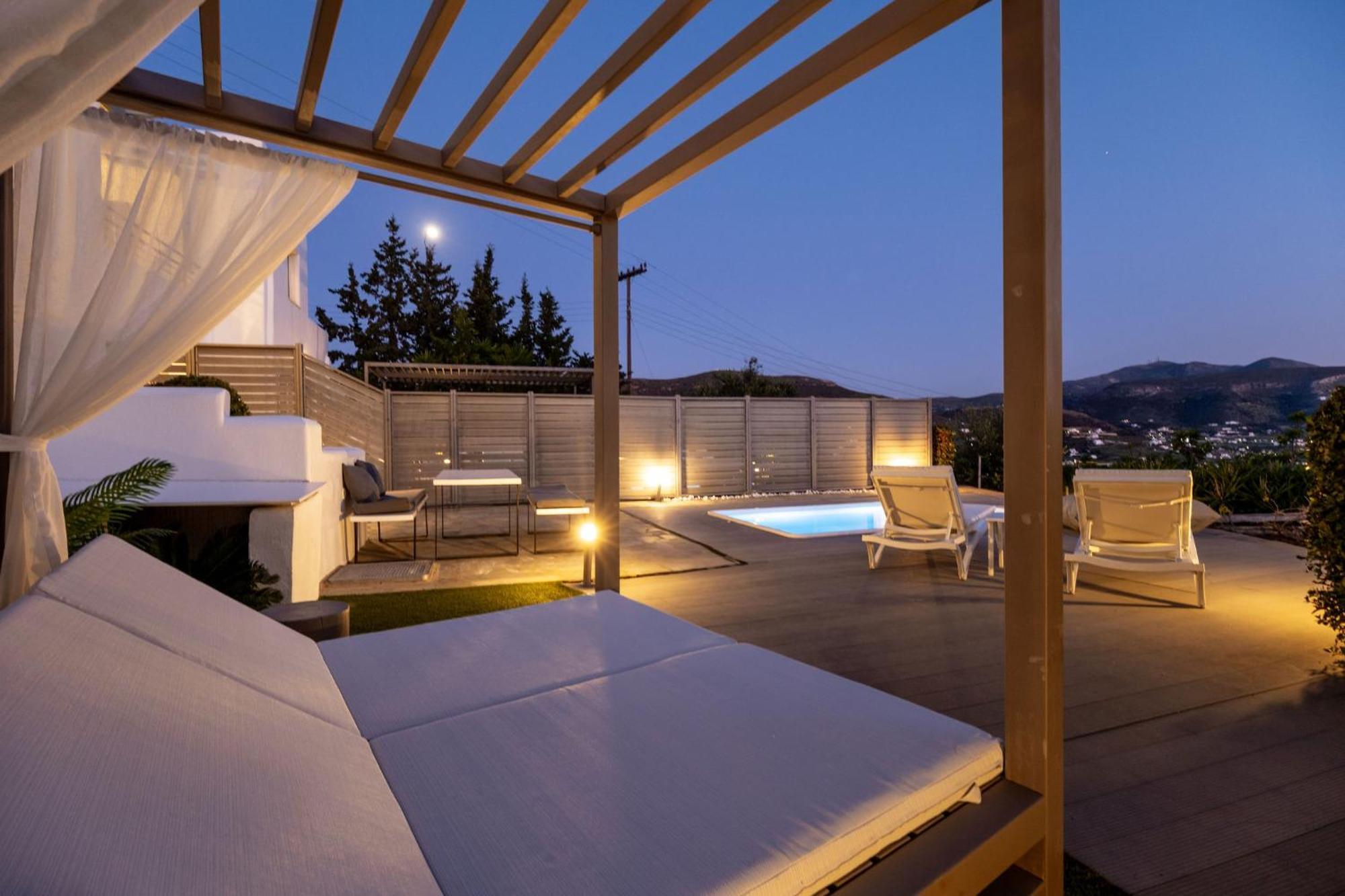 Azzurro Bianco Suites Парос Екстериор снимка