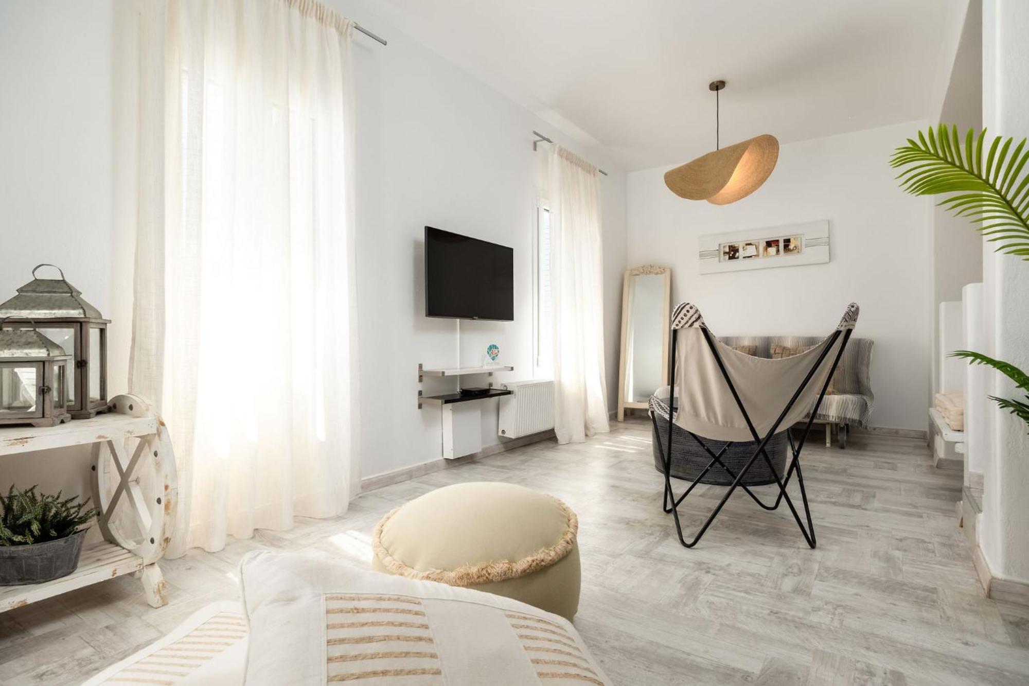 Azzurro Bianco Suites Парос Екстериор снимка